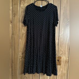 Large Old Navy Black and White Polka Dot T-Shirt Dress